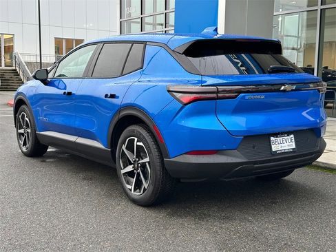 New 2026 Chevrolet Equinox EV LT image 3