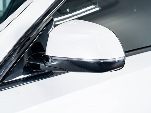 Used 2020 BMW X6 xDrive40i w/ M Sport Package image 23