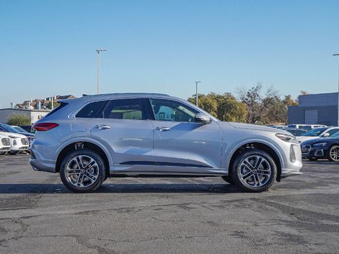 New 2025 Audi Q5 Premium Plus image 4