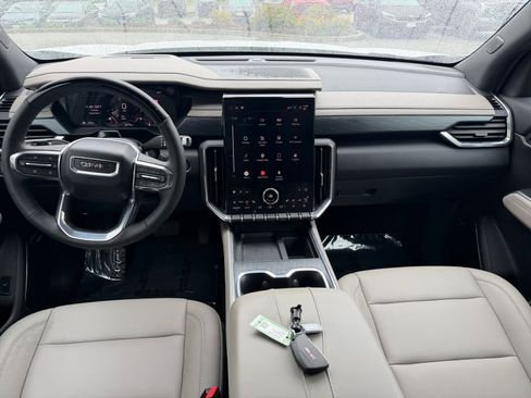 Used 2025 GMC Acadia Elevation w/ Super Cruise Package FWD image 22