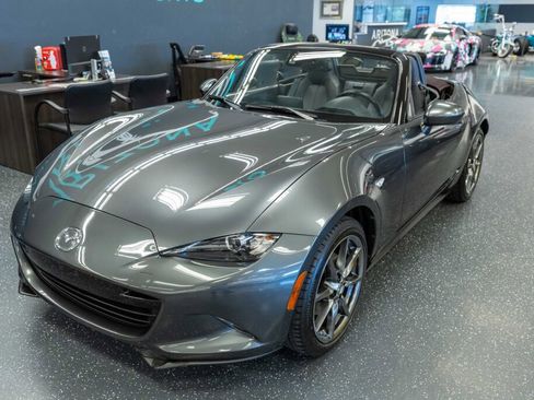 Used 2018 MAZDA MX-5 Miata Grand Touring image 3