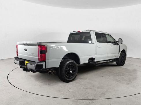 Certified 2025 Ford F350 Lariat w/ Black Appearance Package image 5