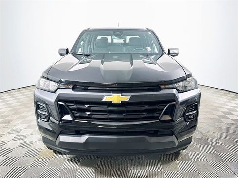 Used 2024 Chevrolet Colorado LT w/ LT Convenience Package II image 8