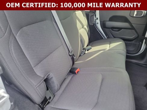 Used 2023 Jeep Wrangler Unlimited Sahara w/ Cold Weather Group AWD/4WD image 14