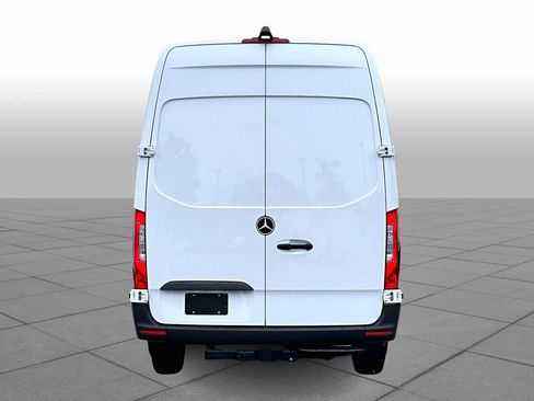 New 2025 Mercedes-Benz Sprinter 2500 image 5