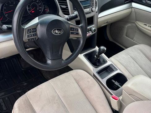 Used 2013 Subaru Legacy 2.5i image 17