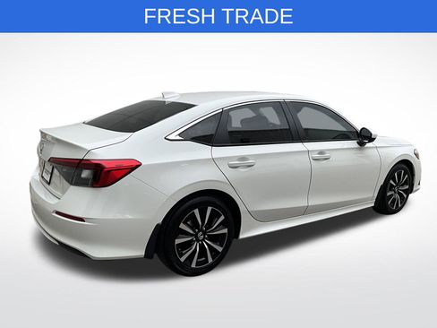 Used 2024 Honda Civic EX image 5