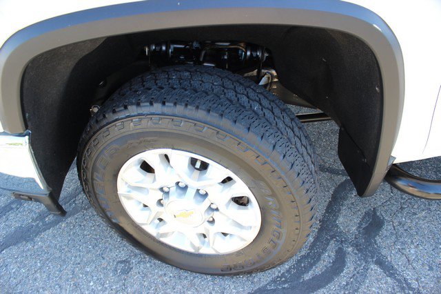 Used 2022 Chevrolet Silverado 2500 LT w/ Fleet Comfort Package AWD/4WD image 4