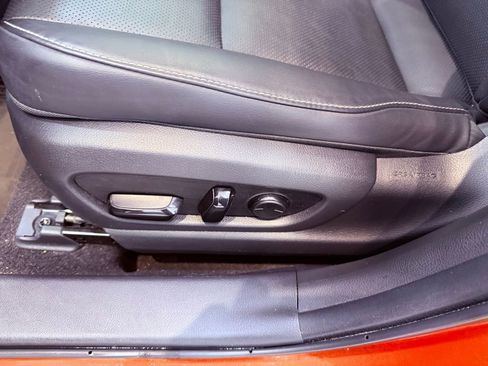 Certified 2020 Lexus UX 200 w/ Premium Package image 20