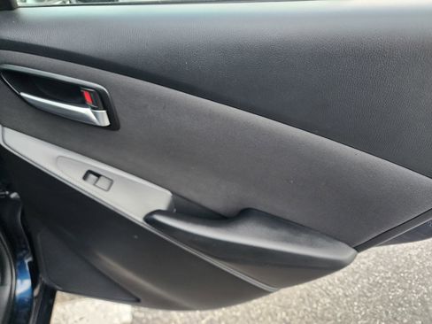 Used 2017 Toyota Yaris iA FWD image 14