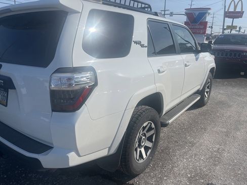 Used 2020 Toyota 4Runner TRD Off-Road Premium w/ Moonroof Package image 4