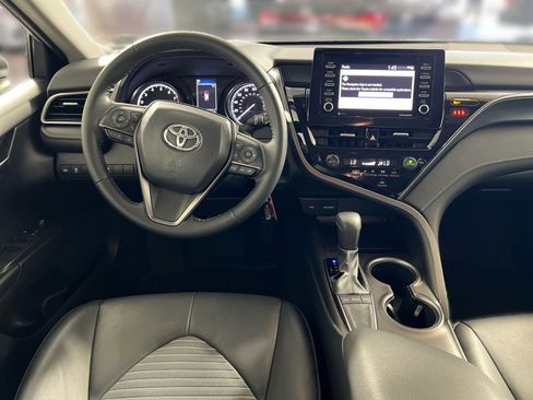Used 2023 Toyota Camry SE FWD image 24