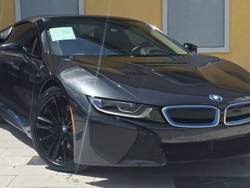 Used 2019 BMW i8 Roadster AWD/4WD image 4