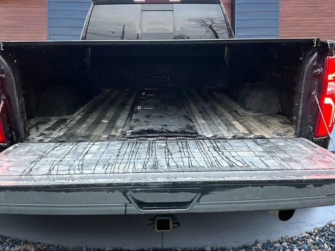 Used 2020 Chevrolet Silverado 3500 LTZ w/ LTZ Plus Package image 17