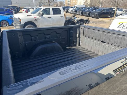 Used 2026 GMC Sierra 1500 Denali Ultimate image 6