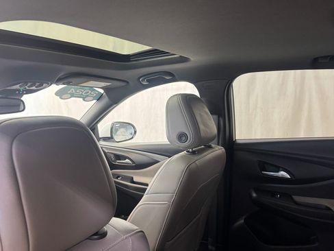 Certified 2024 Buick Envista Avenir FWD image 11