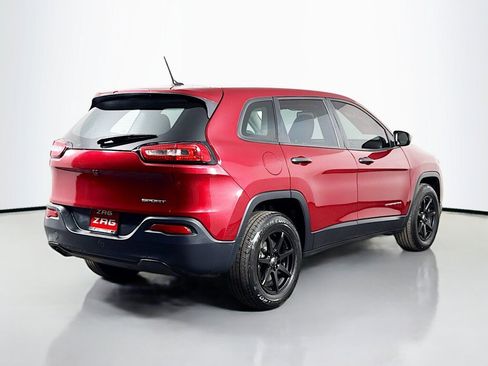 Used 2016 Jeep Cherokee Sport AWD/4WD image 5
