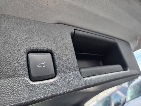 Used 2023 Ford Escape Active image 32