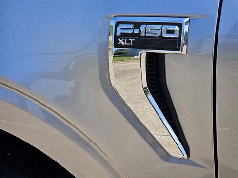 Used 2023 Ford F150 XLT image 8
