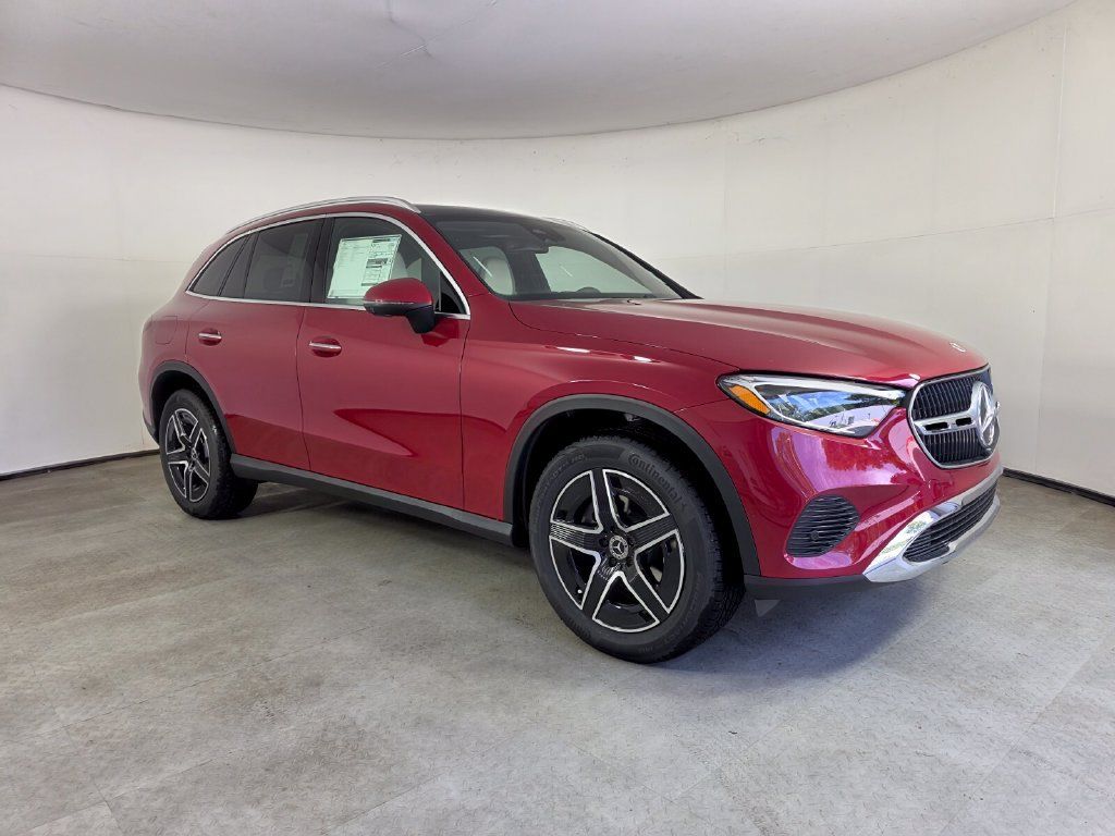 New 2027 Mercedes-Benz GLC 300 image 1