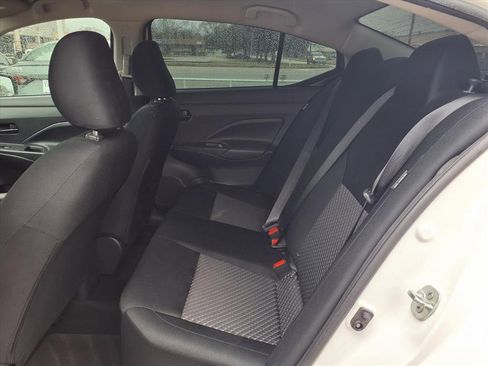 Used 2024 Nissan Versa S w/ S Plus Package image 18