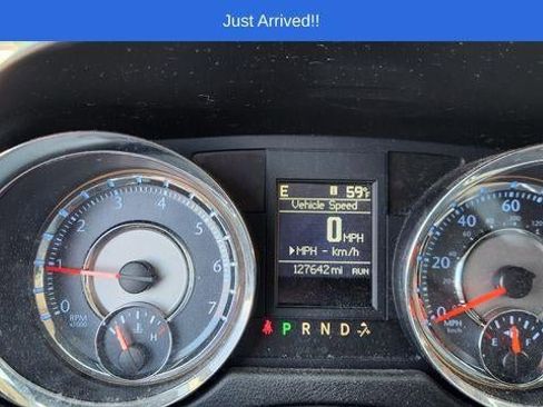 Used 2012 Chrysler Town & Country Limited w/ Luxury Group image 11