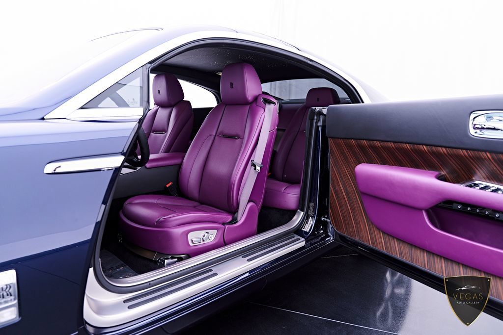 Used 2017 Rolls-Royce Wraith RWD image 39
