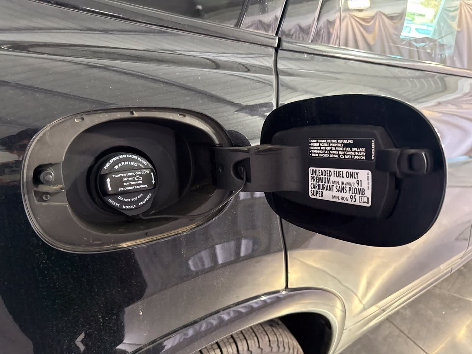 Used 2018 Porsche Cayenne AWD/4WD image 14