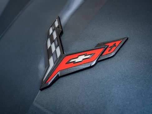 Used 2020 Chevrolet Corvette Stingray Premium Cpe w/ 3LT image 9