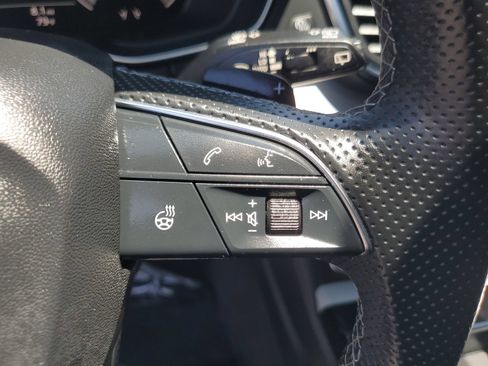 Used 2023 Audi Q5 e Premium Plus w/ Premium Plus Package AWD/4WD image 26
