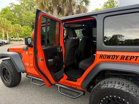 Used 2019 Jeep Wrangler Unlimited Sport S AWD/4WD image 22