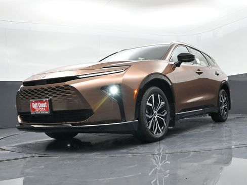 New 2025 Toyota Crown Signia image 24