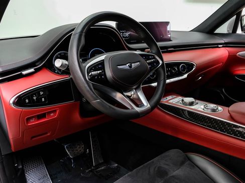 Used 2022 Genesis GV70 3.5T Sport w/ Sport Prestige Package image 3