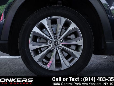 Used 2022 Mercedes-Benz GLE 350 4MATIC w/ Premium Package image 47