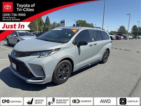 Used 2026 Toyota Sienna XSE AWD/4WD image 31