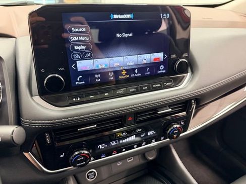 Used 2023 Nissan Rogue SL w/ SL Premium Package AWD/4WD image 13