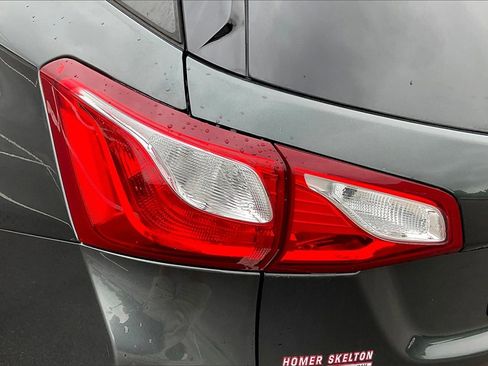 Used 2020 Chevrolet Equinox LT image 29