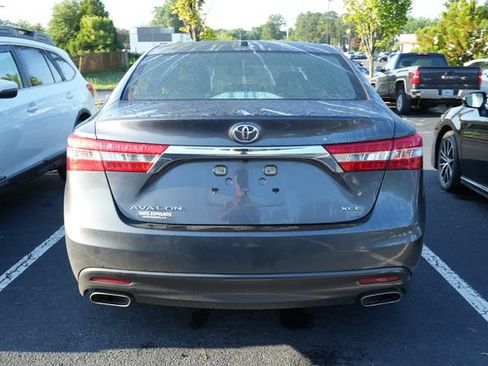 Used 2015 Toyota Avalon XLE Touring FWD image 5