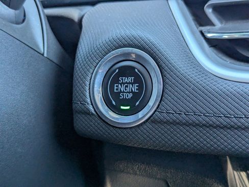 Used 2024 Chevrolet TrailBlazer LT w/ Driver Confidence Package image 32