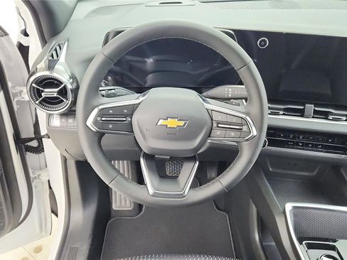 New 2026 Chevrolet Equinox LT w/ Safety and Technology Package image 22