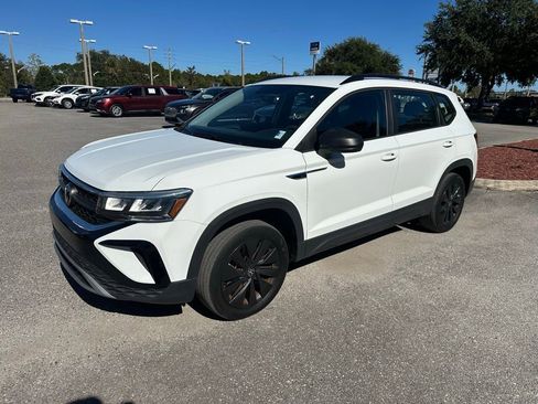 Used 2022 Volkswagen Taos S image 13