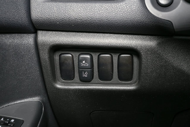 Used 2025 Mitsubishi Outlander Sport ES AWD/4WD image 30