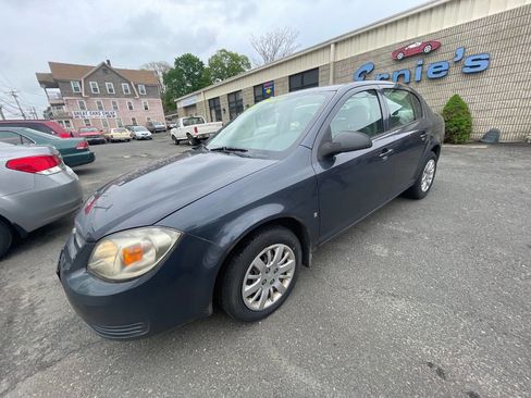 Used 2009 Chevrolet Cobalt LS FWD image 3