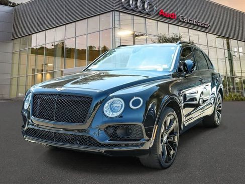 Used 2020 Bentley Bentayga AWD/4WD image 1