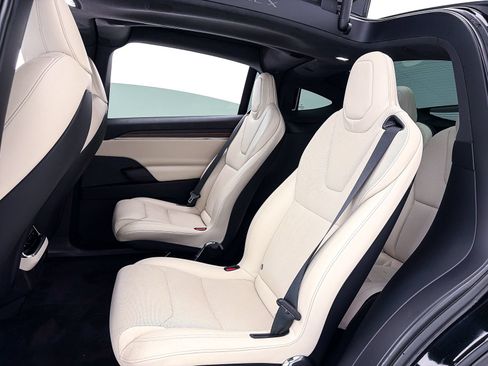 Used 2022 Tesla Model X AWD/4WD image 35