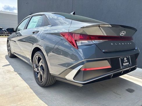 New 2026 Hyundai Elantra Sport FWD image 6