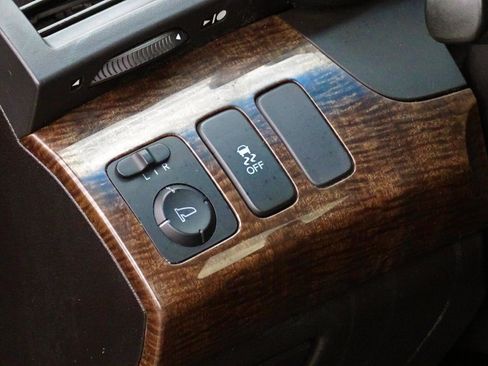 Used 2011 Acura MDX AWD/4WD image 16