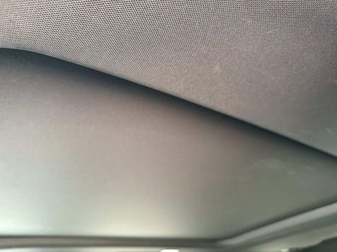 Used 2021 Chevrolet Tahoe Premier w/ Premium Package image 23