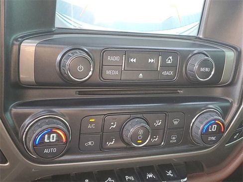 Used 2016 Chevrolet Silverado 1500 High Country w/ High Country Premium Package image 21