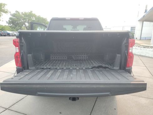 Used 2024 Chevrolet Silverado 1500 LT AWD/4WD image 17